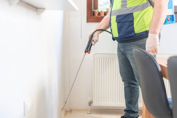 Best Exterminator Services  in Dallas Center, IA